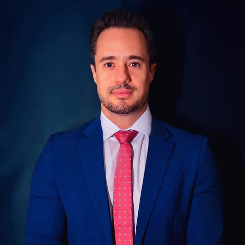 Dr. Adriesley Esteves de Assis